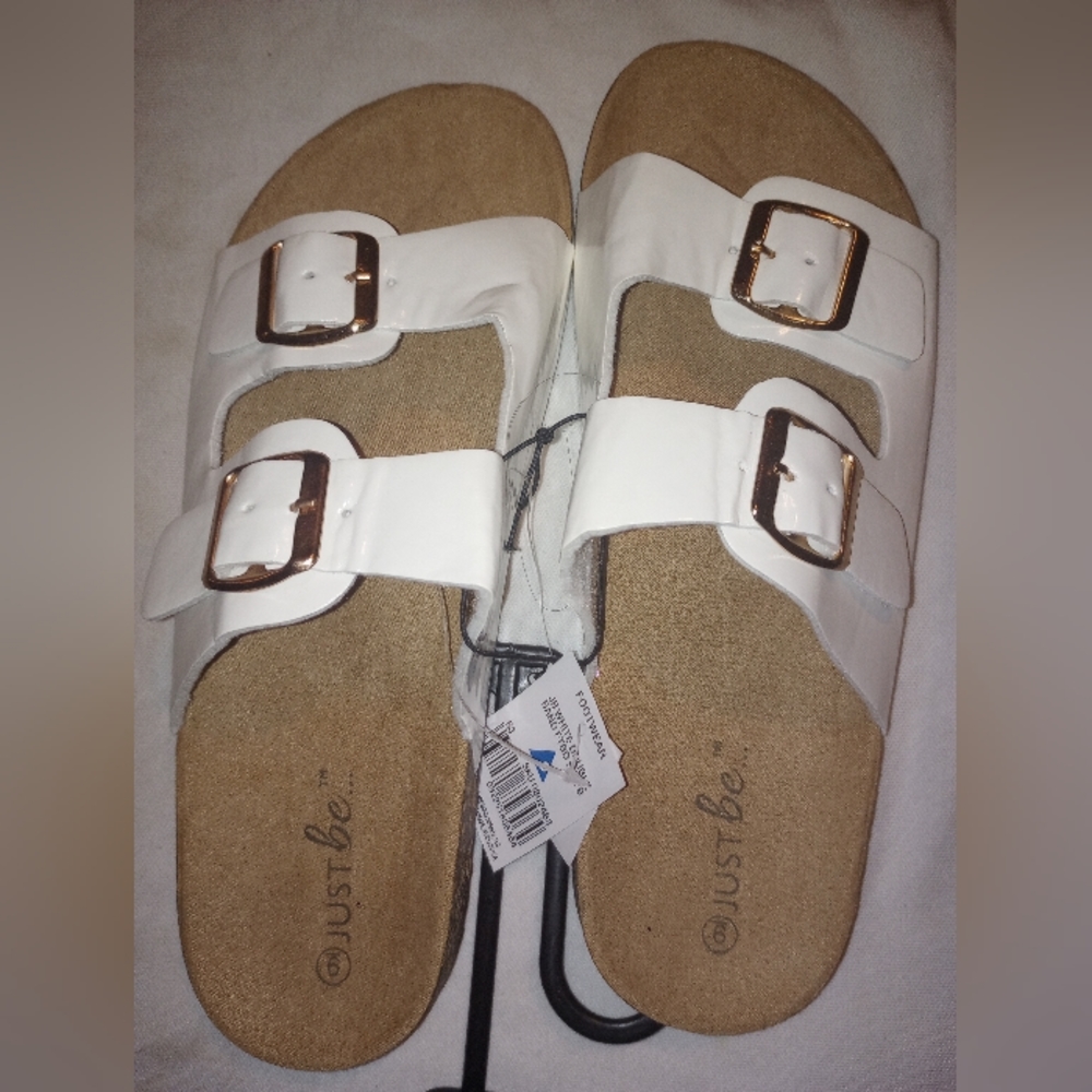 Just be silver snap on sandals size 6
